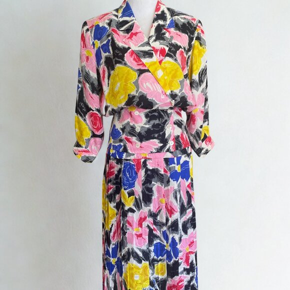 Vintage Neiman Marcus 100% Pure Silk Floral Suit - Size 4 - Picture 1 of 7